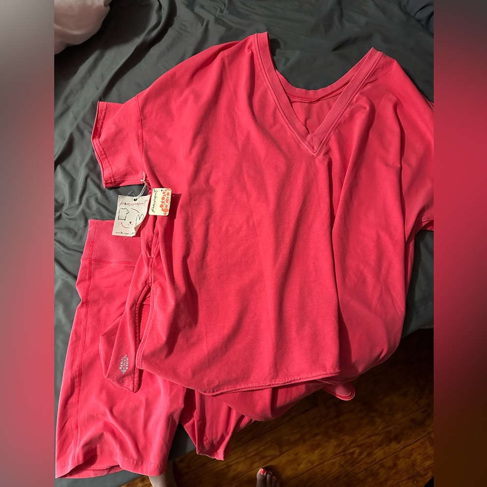 FREE PEOPLE MOVEMENT HOTSHOT SET